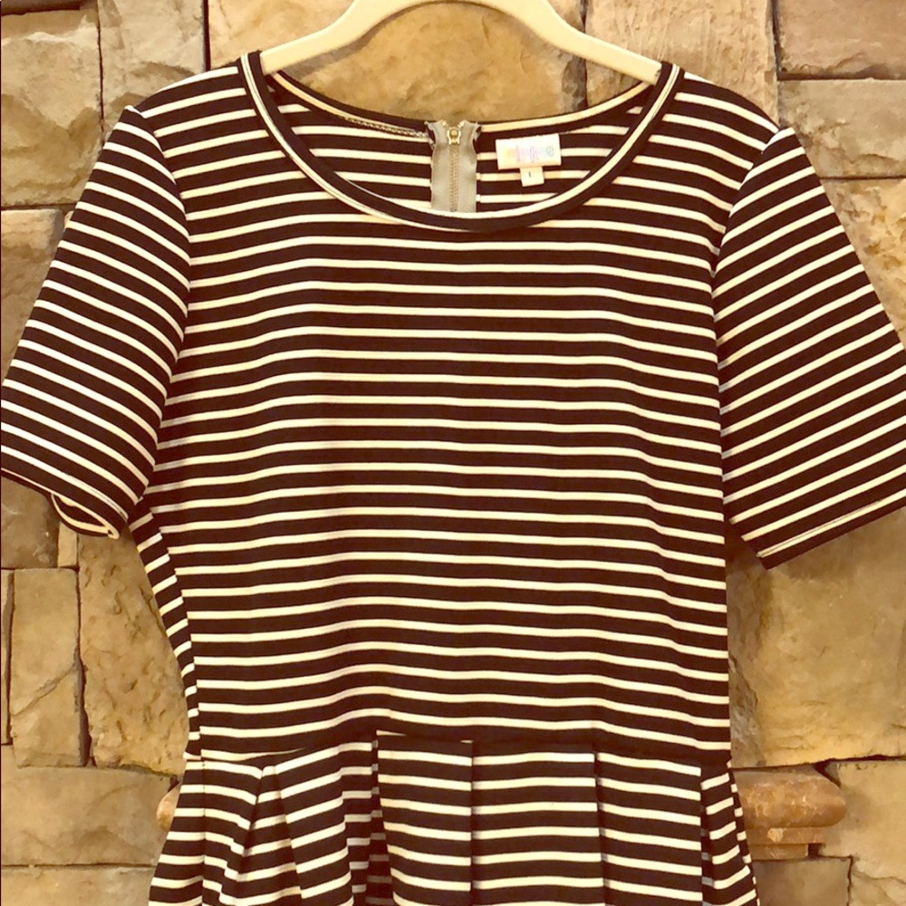 LuLaRoe Amelia